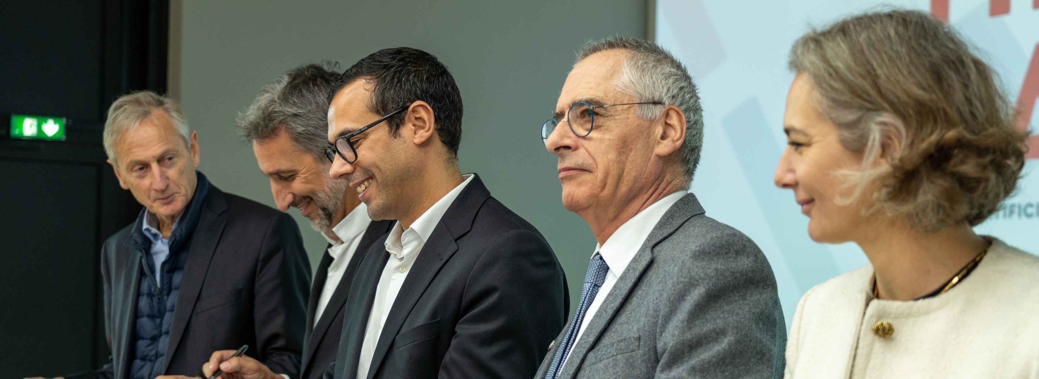 Schneider Electric renews its partnership with Hi! PARIS